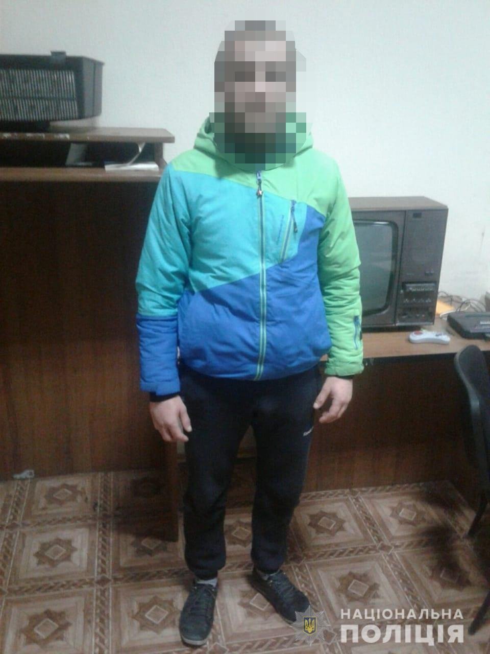 Ради денег убийца больше месяца следил за жертвой, а когда выяснил, где она их прячет - убил ее