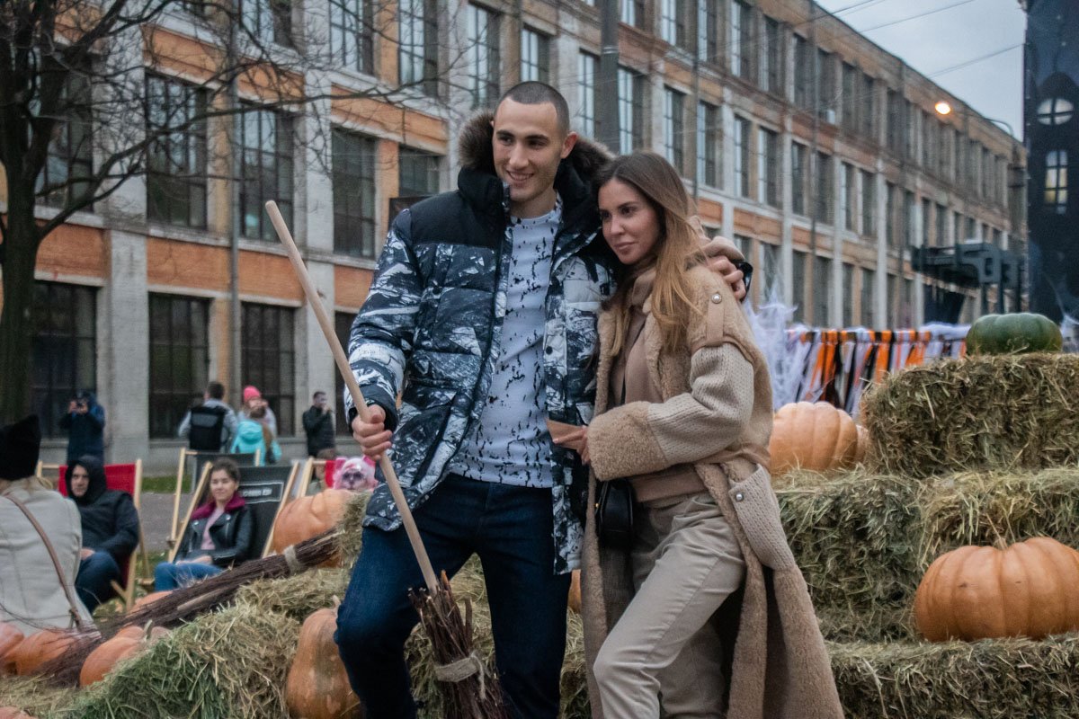 Когда пришел без костюма, но пытаешься импровизировать 