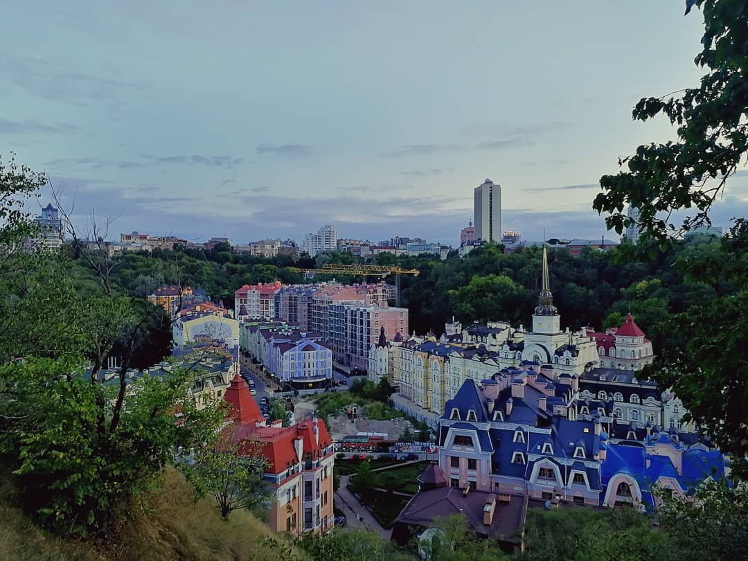 А завершим мы подборку ярким и европейским снимком Киева, которым нас порадовала @katrin_gayduk