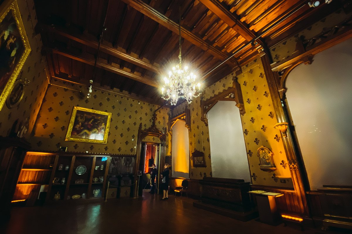 Имитация царской атмосферы Имитация царской атмосферы