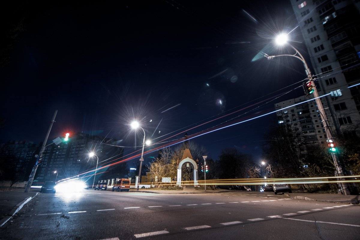 Пересечение Стадионной и улицы Патриарха Мстислава Скрипника Пересечение Стадионной и улицы Патриарха Мстислава Скрипника