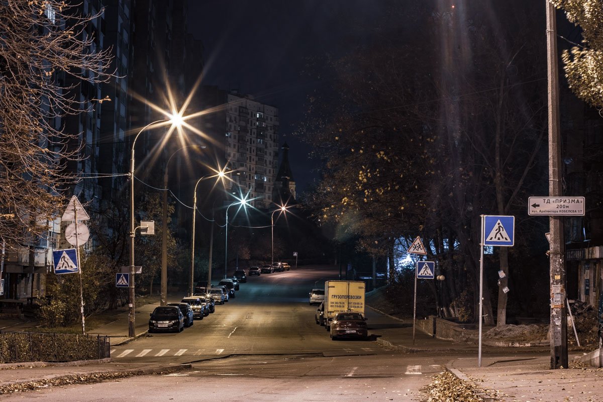 В центре кадра именно та часть Стадионной, которую проложили в 1970-х в связи с перепланировкой Соломенки В центре кадра именно та часть Стадионной, которую проложили в 1970-х в связи с перепланировкой Соломенки