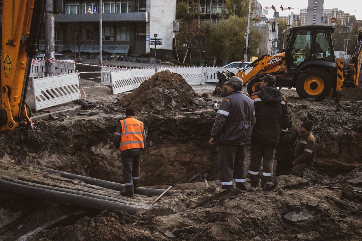 Аварийные бригады работают круглосуточно 