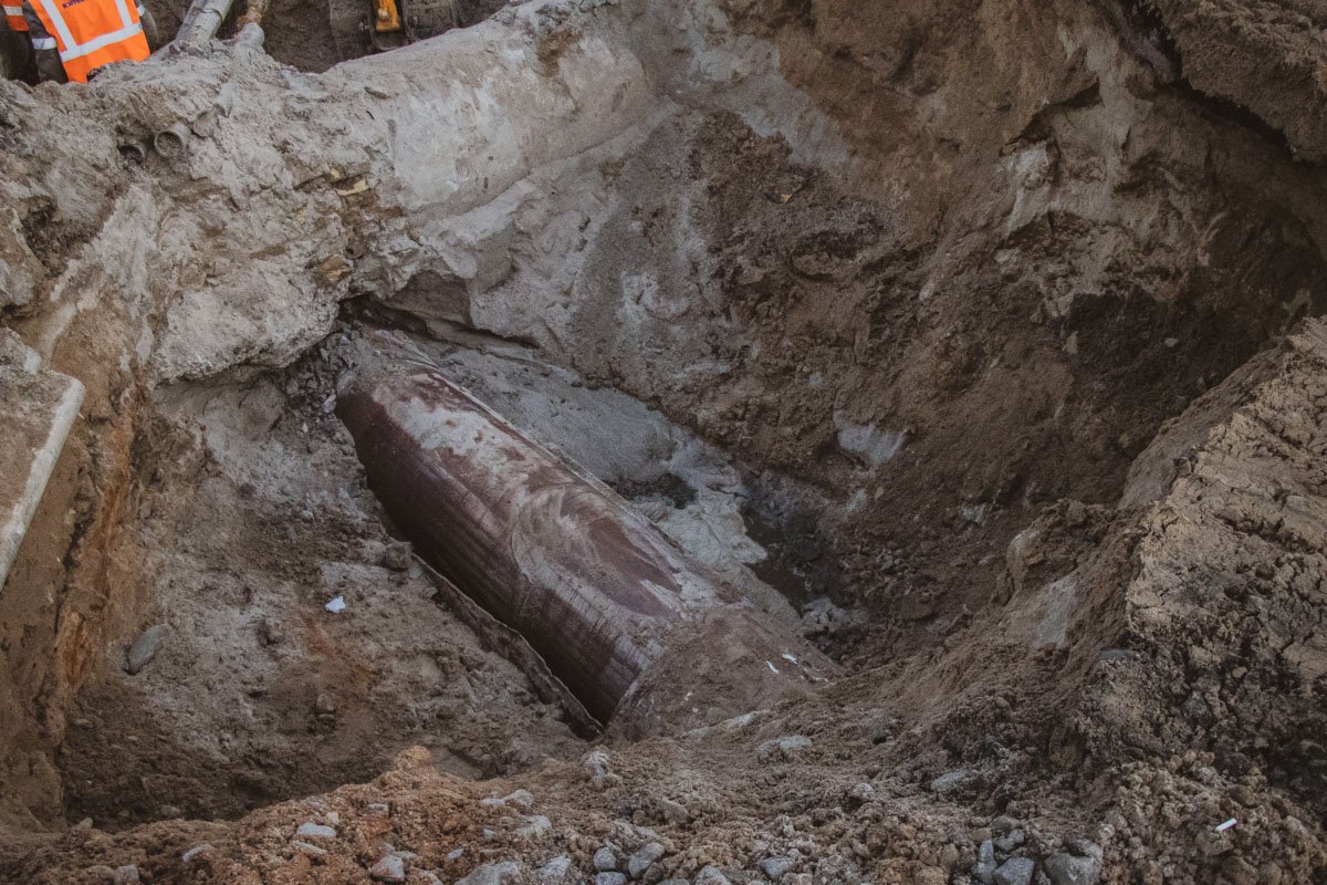 Сюда днем ранее упал Nissan 