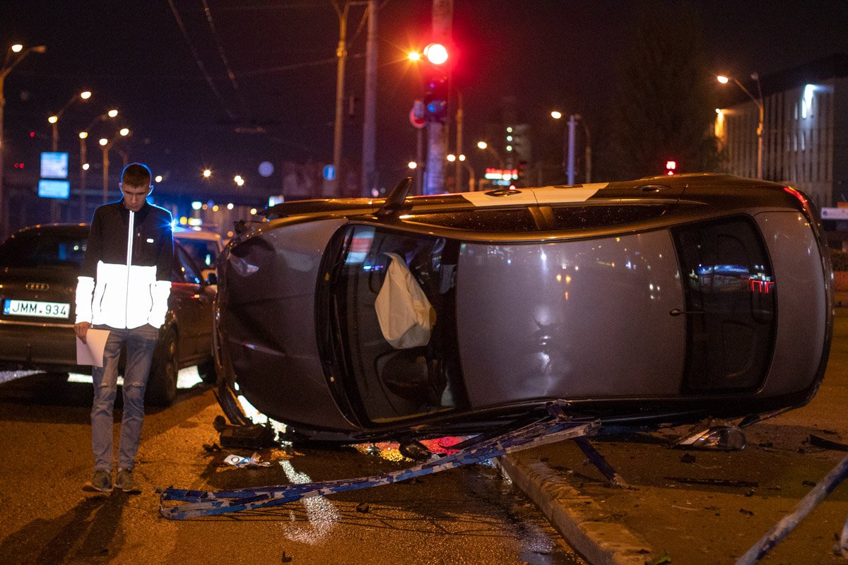 ДТП произошло около 3:00