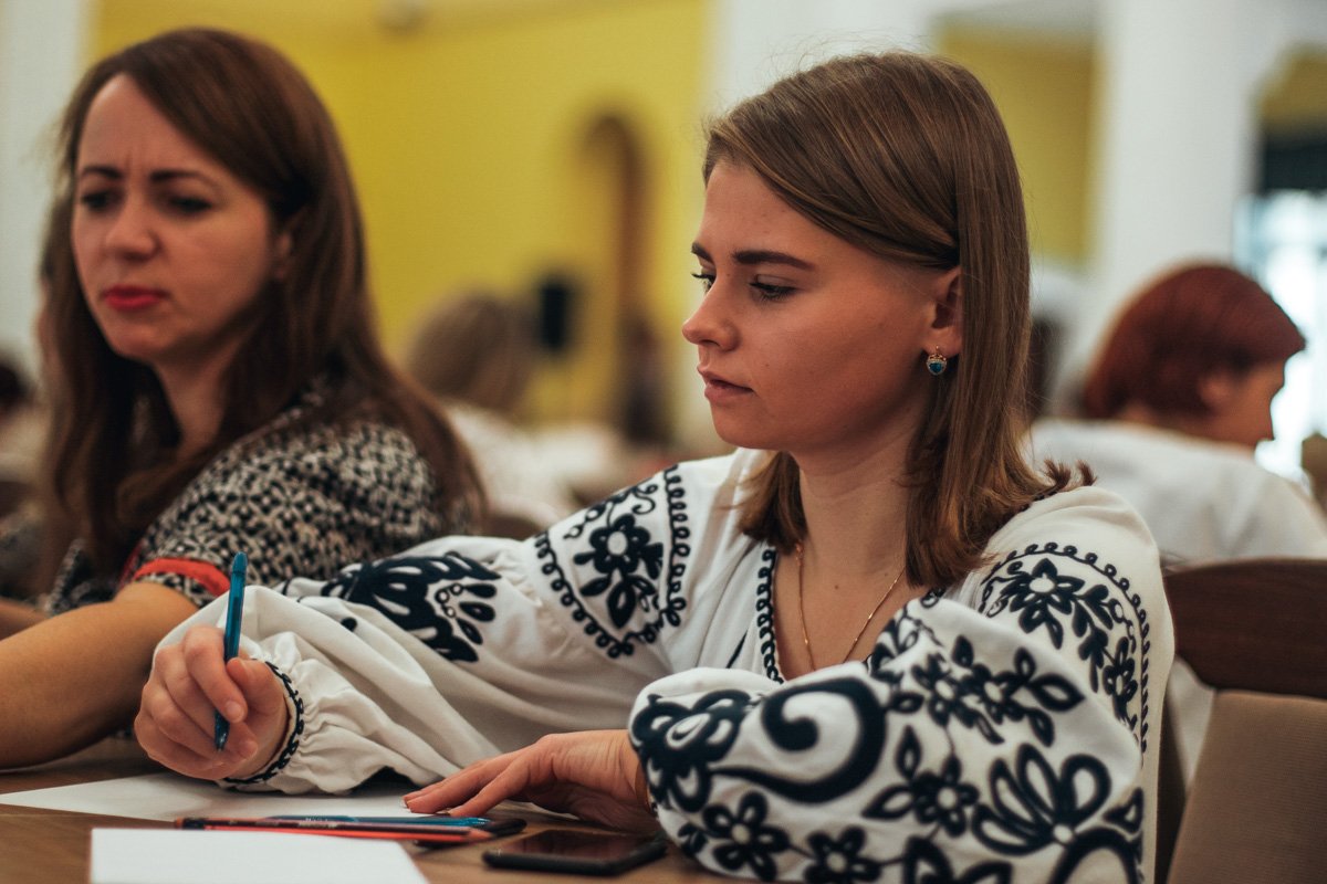 9 листопада традиційно відзначається День української писемності та мови 