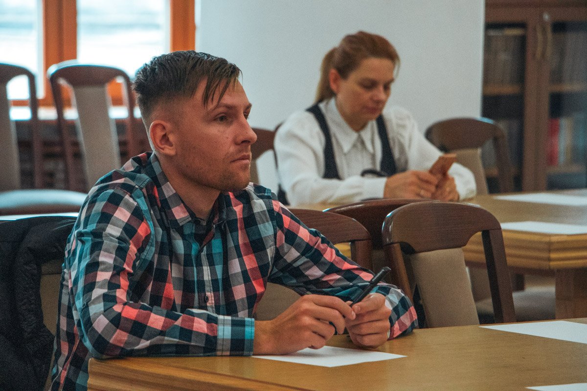 Більшість присутніх ознайомилися із редакцією нового правопису 