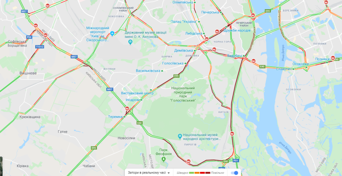 Одна из самых огромных пробок образовалась из-за ДТП на улице Академика Заболотного Одна из самых огромных пробок образовалась из-за ДТП на улице Академика Заболотного