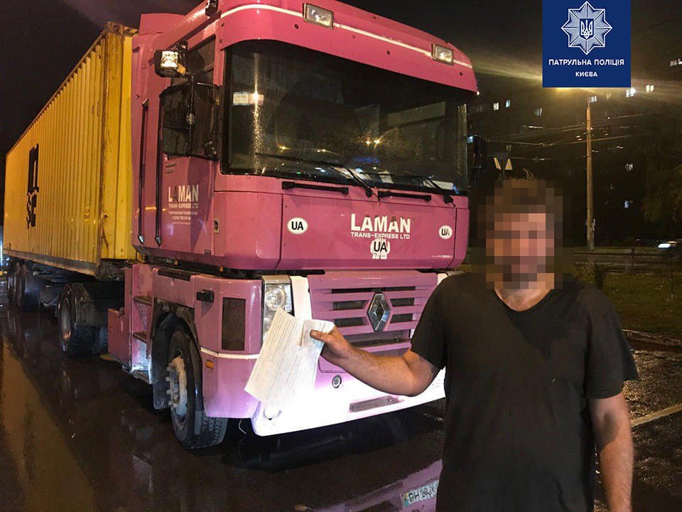 Один из героев пьяного вождения. Мужчина два дня подряд садился за руль грузовика пьяным