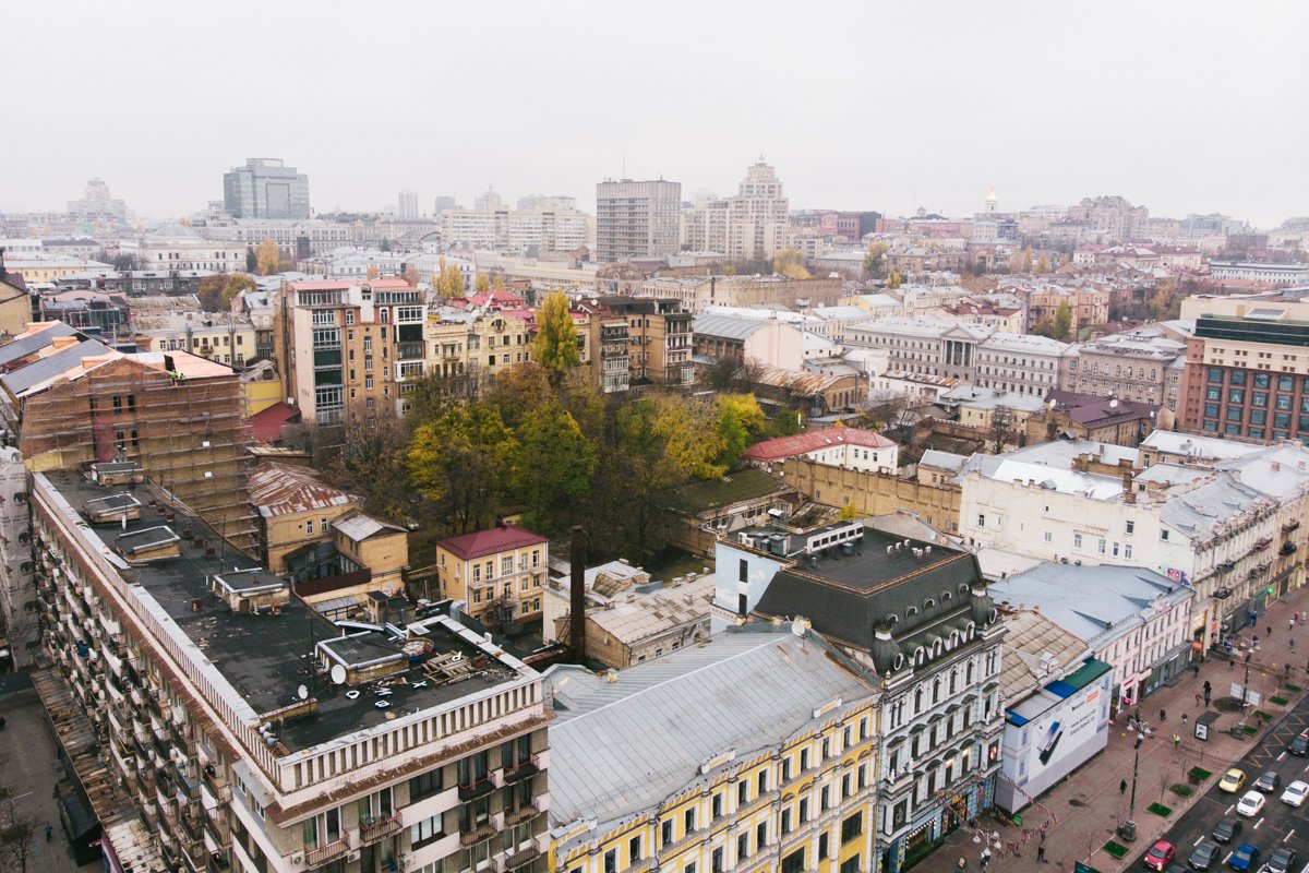 Туман уже не так пугает, тем более, он не такой густой и страшный, каким был чуть больше недели назад Туман уже не так пугает, тем более, он не такой густой и страшный, каким был чуть больше недели назад