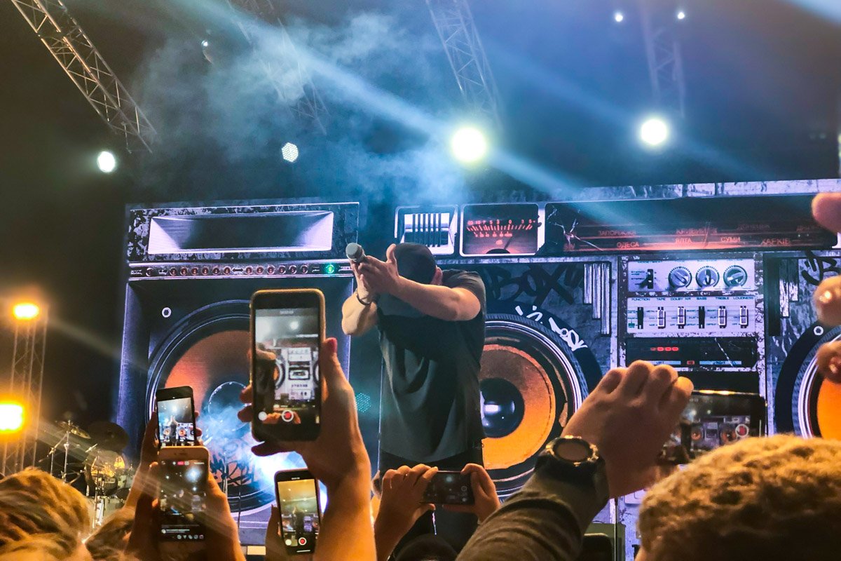 «Люди ми тільки тоді, як дуже сильно любимо» «Люди ми тільки тоді, як дуже сильно любимо»