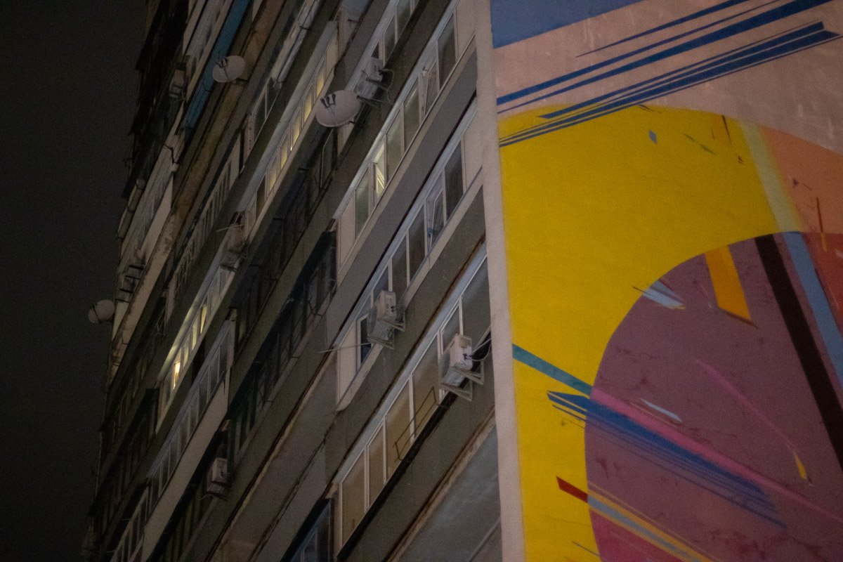 Горела двухкомнатная квартира на 14 этаже 16-этажного дома