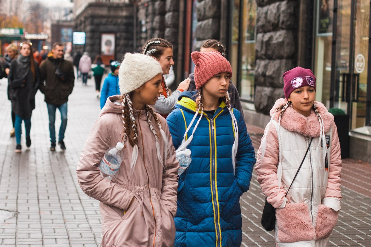 Яркая верхняя одежда поднимает настроение Яркая верхняя одежда поднимает настроение