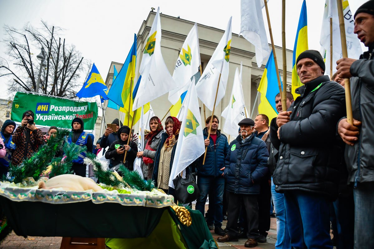 Организатором акции выступил Всеукраинский аграрный союз Организатором акции выступил Всеукраинский аграрный союз