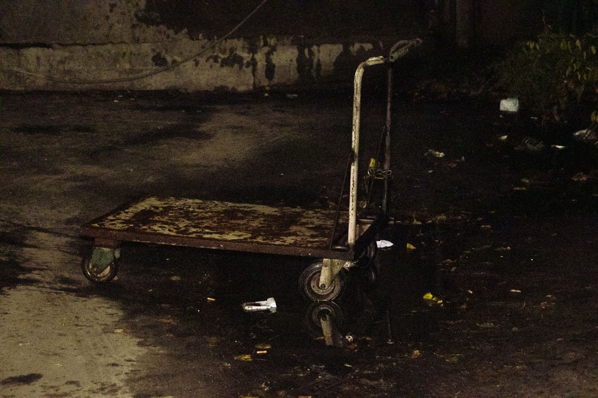 Спасателям пришлось добираться до очага возгорания Спасателям пришлось добираться до очага возгорания