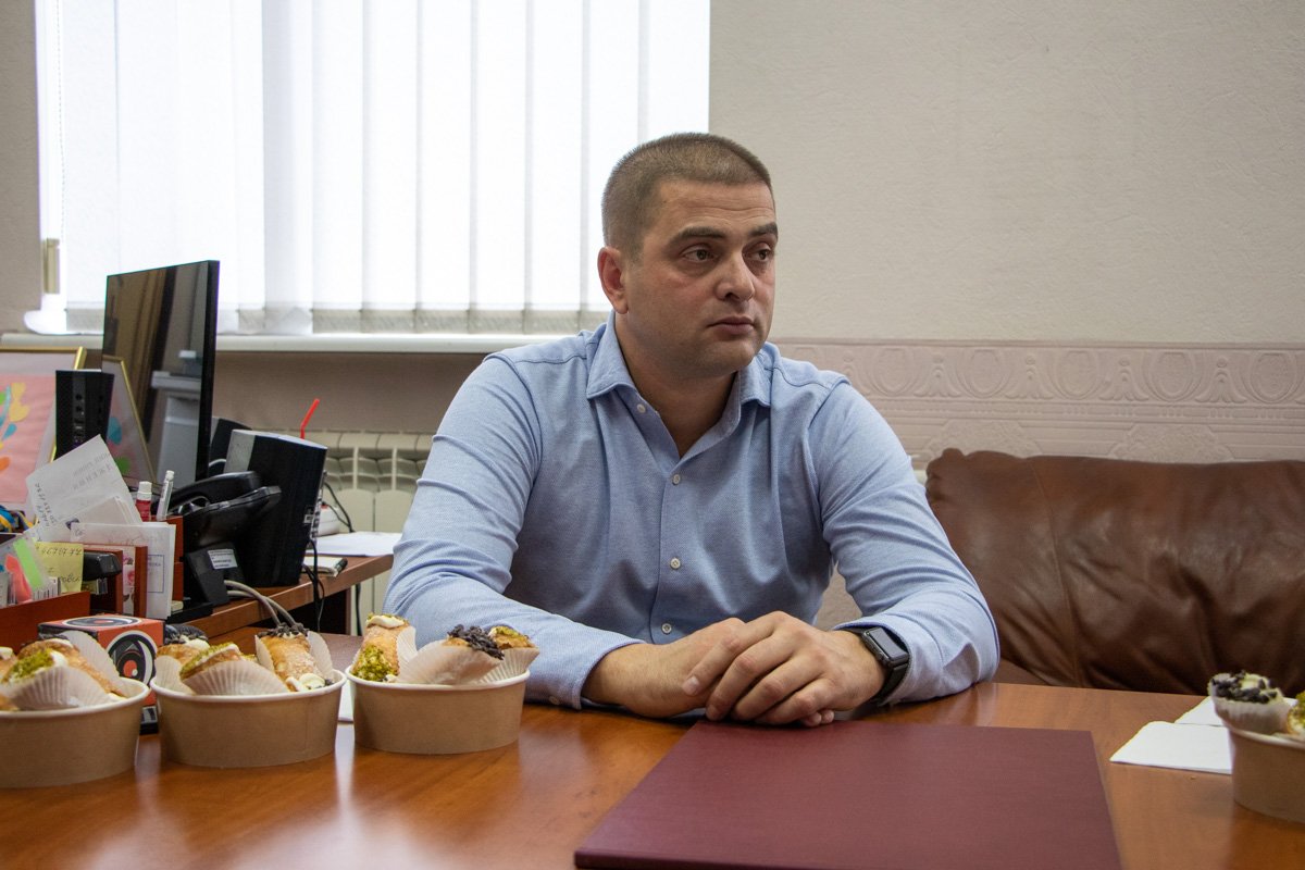 Директор КП "Бессарабский рынок" Николай Ковальчук встретился с журналистами и поговорил о том, как рынок менялся и будет меняться дальше Директор КП "Бессарабский рынок" Николай Ковальчук встретился с журналистами и поговорил о том, как рынок менялся и будет меняться дальше