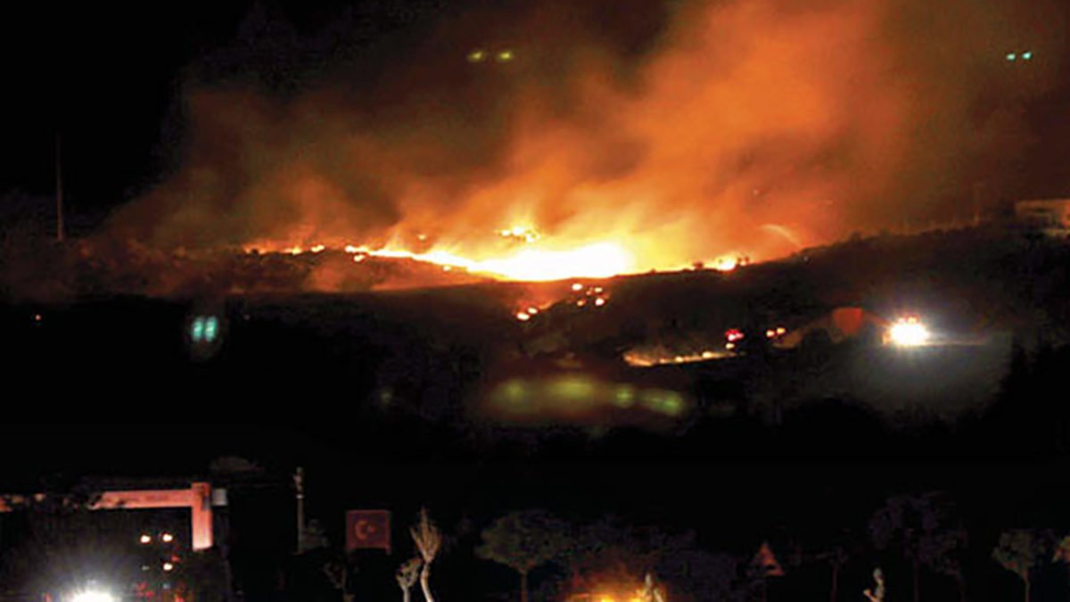 Взрывы в Турции привели к ранению 17 человек