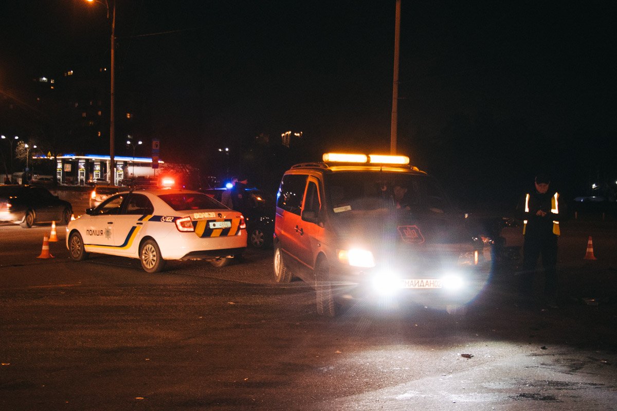 Детали аварии устанавливает полиция Детали аварии устанавливает полиция