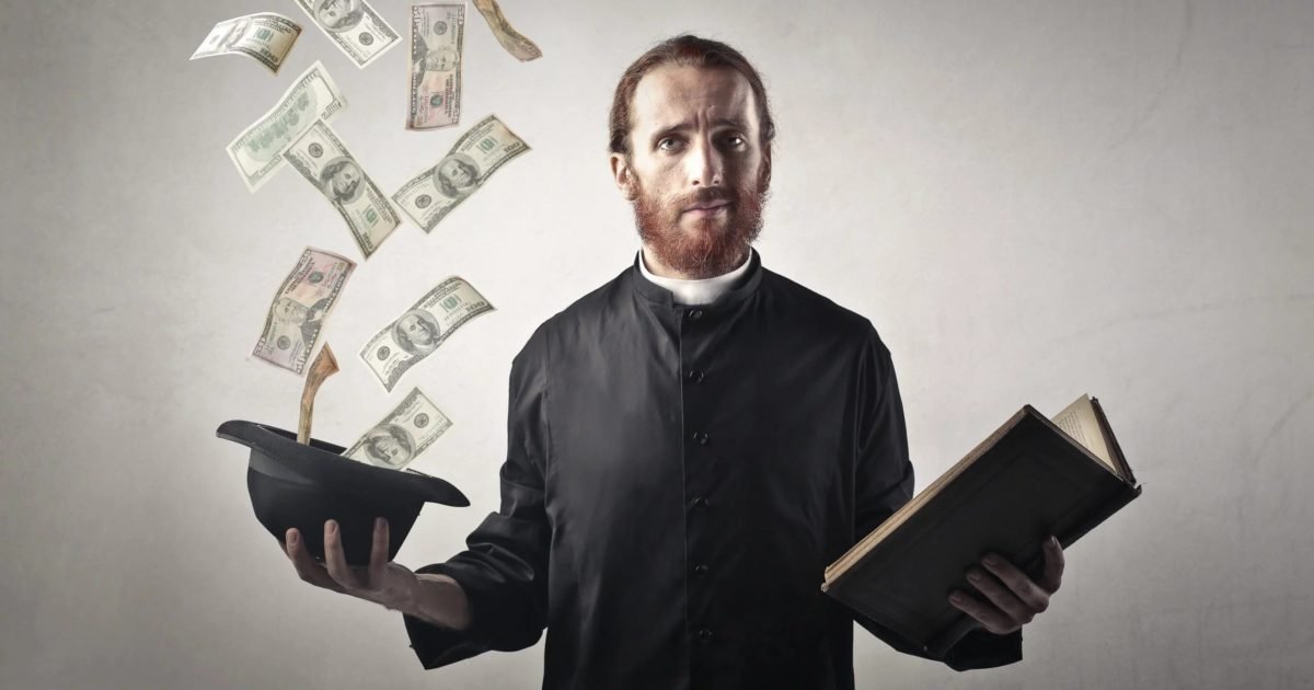 Когда вы слышите слово "секта", вам наверняка в голову приходит именно такой образ Когда вы слышите слово "секта", вам наверняка в голову приходит именно такой образ