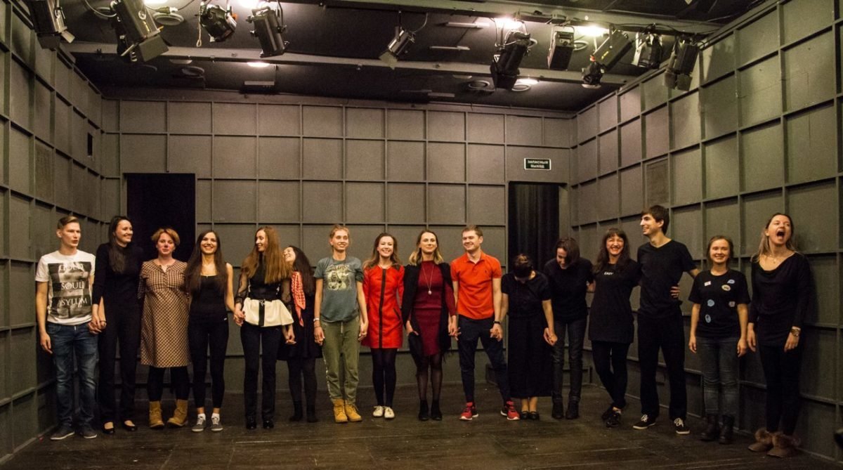 Чтобы обладать глубоким и поставленным голосом, его необходимо тренировать