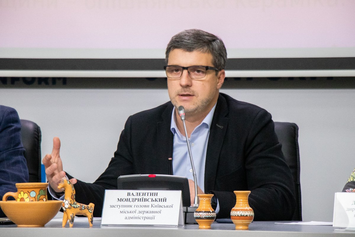 Заместитель главы КГГА Валентин Мондриевский