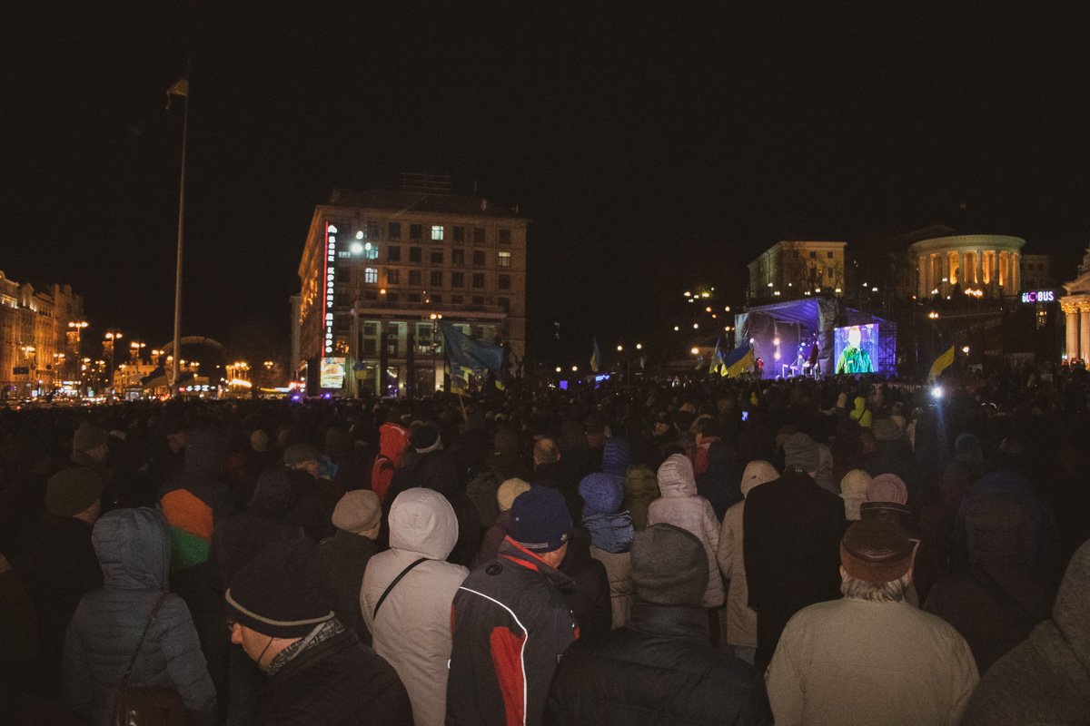 21 ноября Украина празднует День Достоинства и Свободы 21 ноября Украина празднует День Достоинства и Свободы