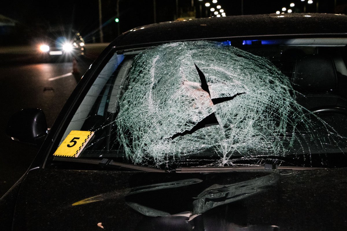 Свидетели говорят, что в момент наезда светофор не работал Свидетели говорят, что в момент наезда светофор не работал