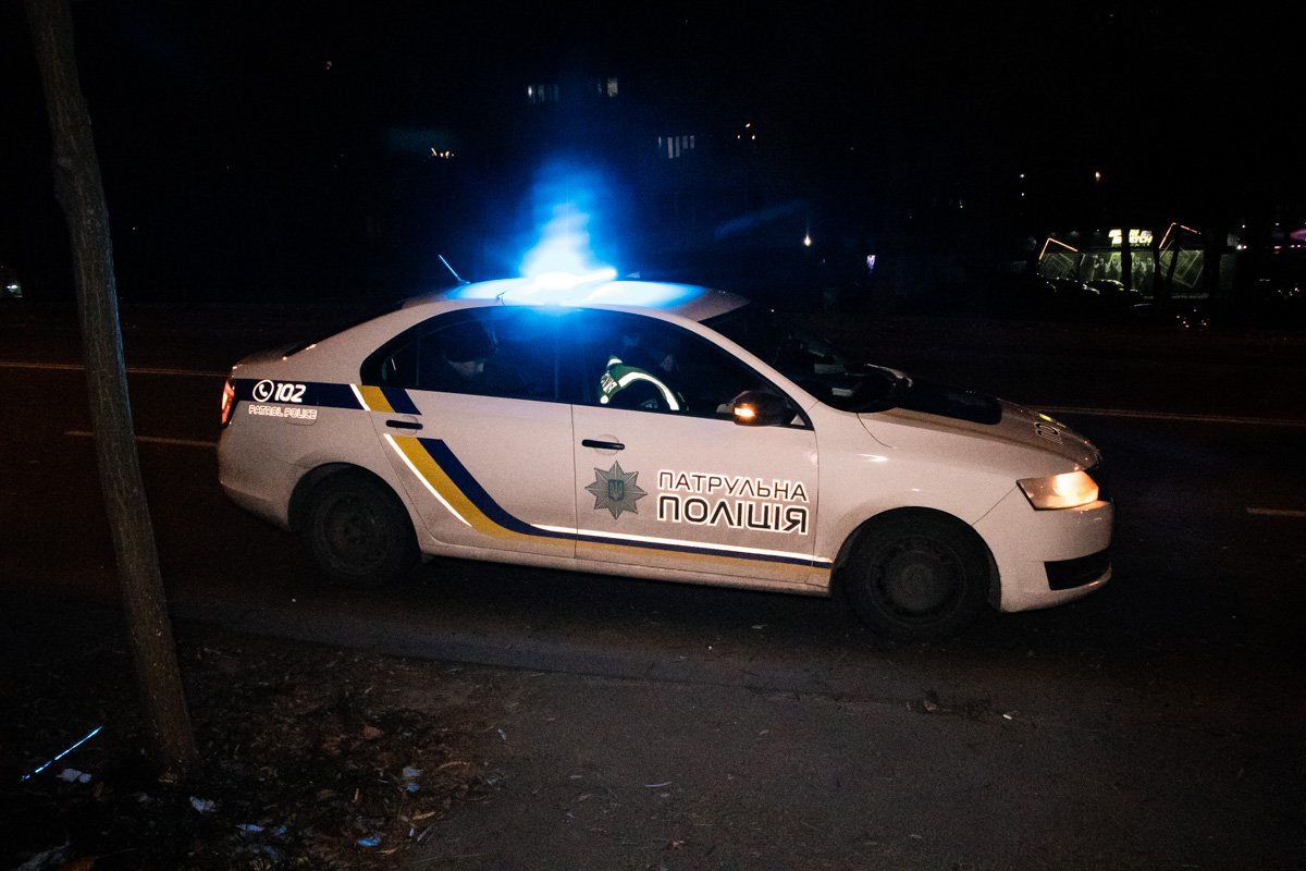 Виновника ДТП устанавливает полиция 