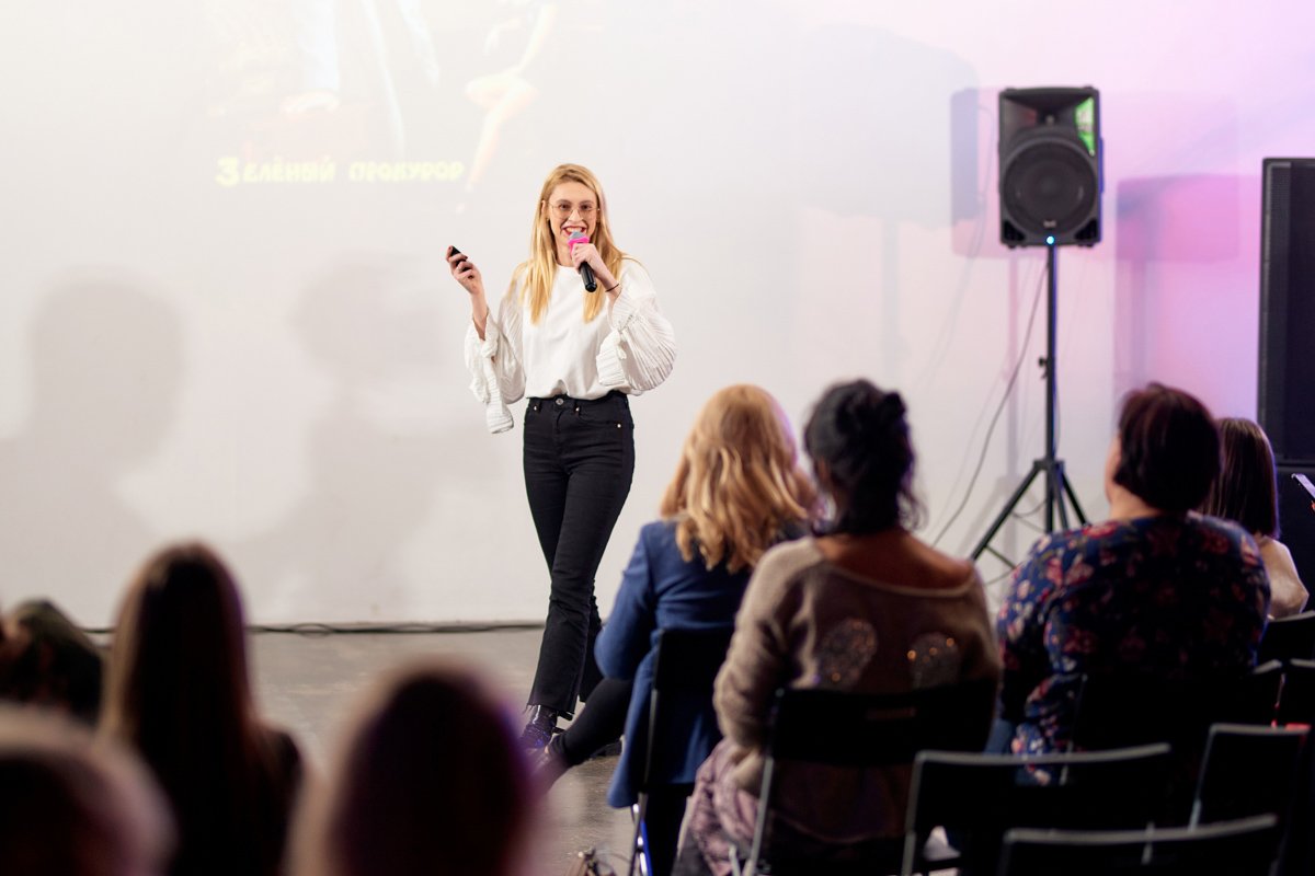 Экс-редактор шоу «Орёл и Решка» и тревел-блогер Яна Метелкина