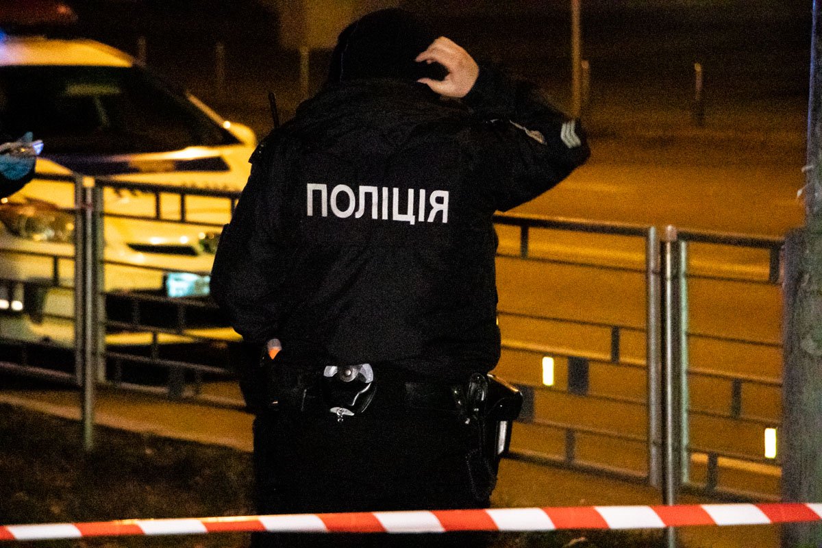 Подозреваемого разыскивает полиция 