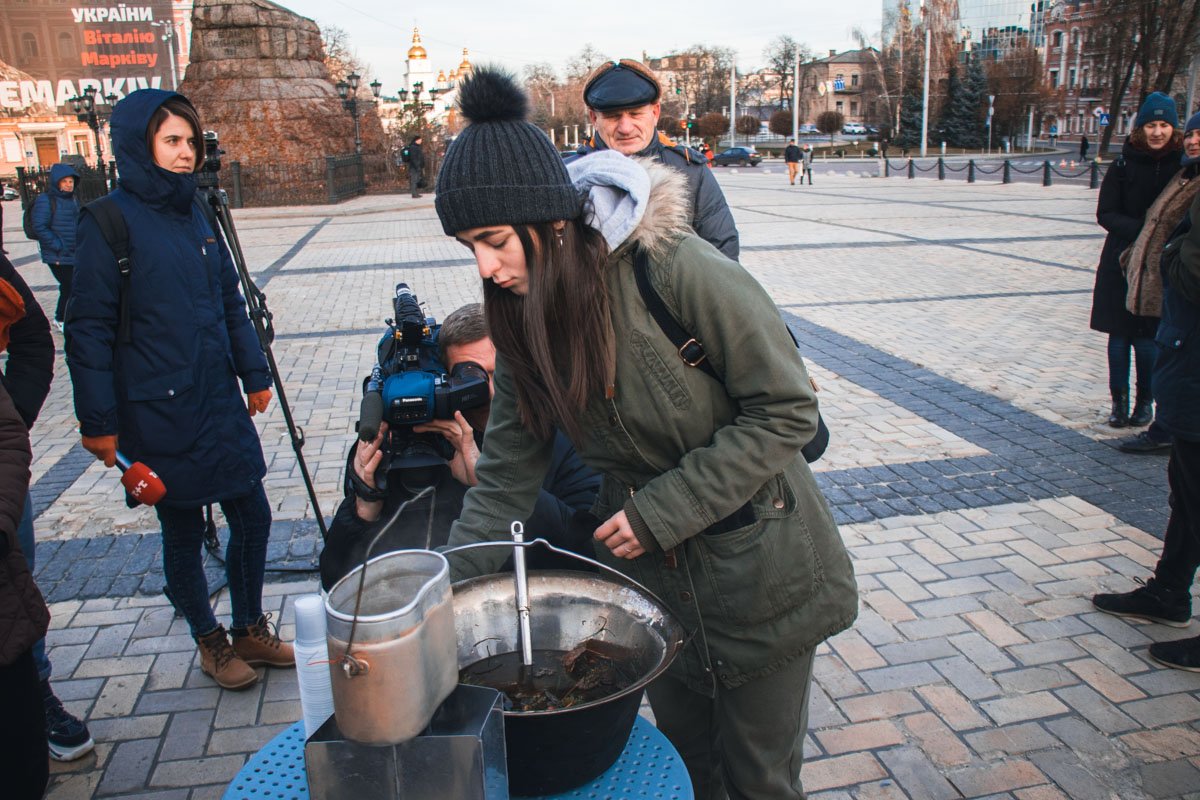 По этой причине в Киеве проходили различные мероприятия, которые освещали неизвестные страницы истории самой страшной трагедии XX века По этой причине в Киеве проходили различные мероприятия, которые освещали неизвестные страницы истории самой страшной трагедии XX века