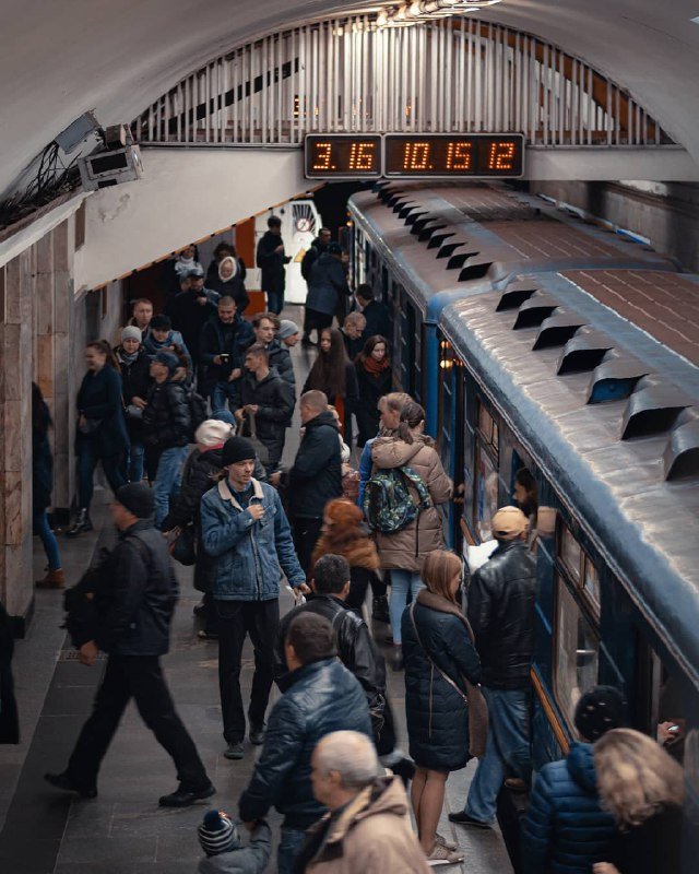 Суетливый, шумный, родной. Фото: @rostikarts