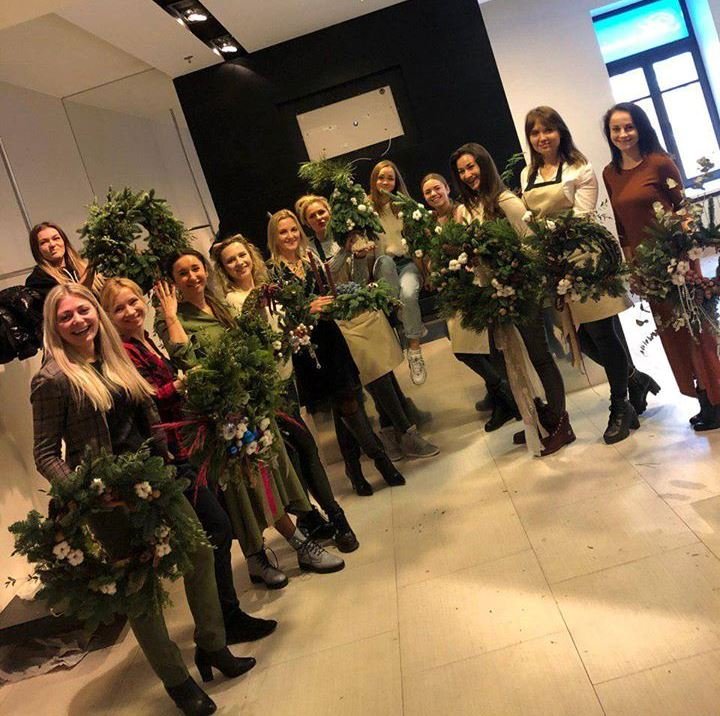 Готовое украшение вы забираете с собой!