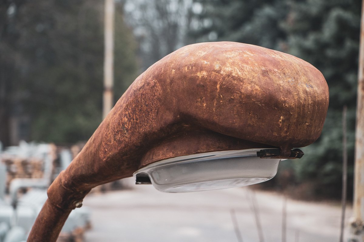 Крышкой самого фонаря стала... стеклянная крышка гусятницы Крышкой самого фонаря стала... стеклянная крышка гусятницы