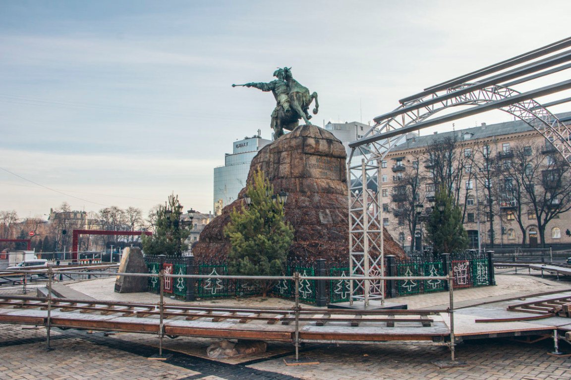 Богдан Хмельницкий, незаменимая часть каждого праздника на Софийской площади