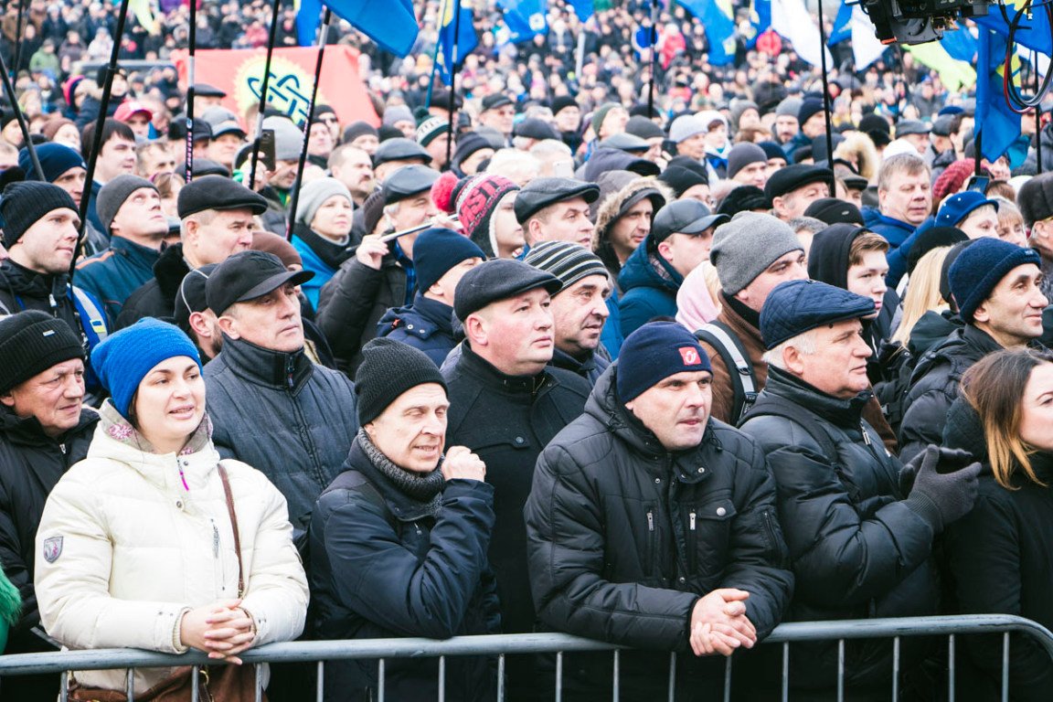 Всего на Майдане собрались несколько тысяч митингующих