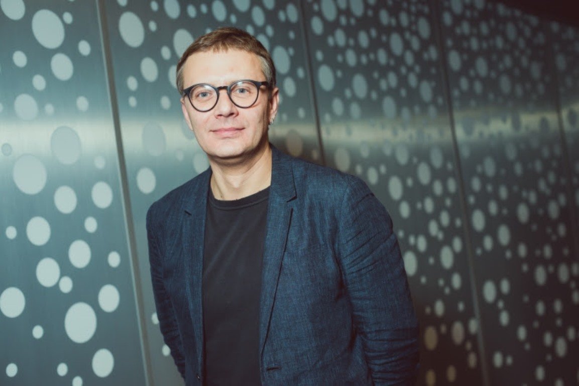 Благодаря Денису в Украине появились Odesa International Film Festival и "Чилдрен кинофест". Интересно же будет послушать об этом колоссальном опыте? 