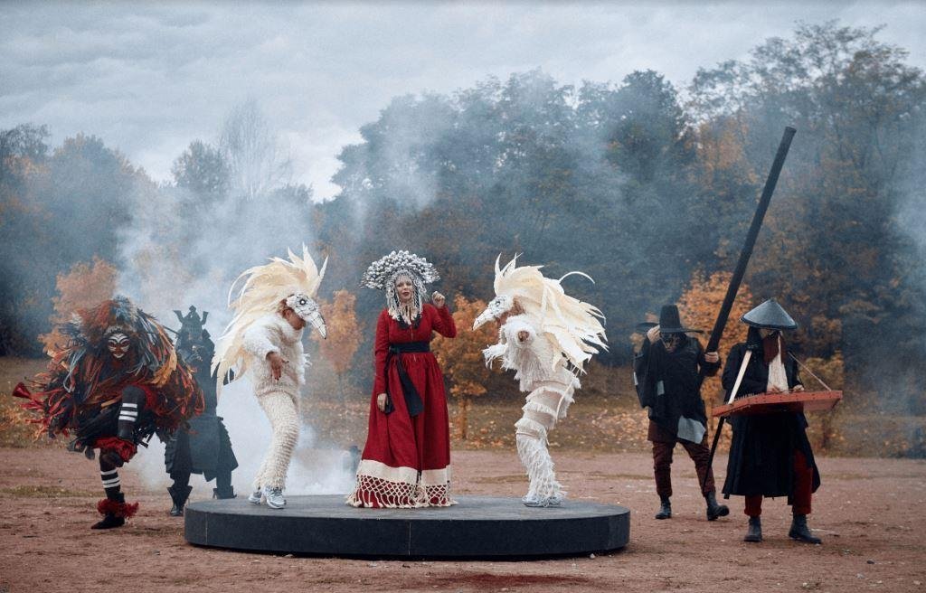 Для всех, кто был на Кураже, устроили самое настоящее представление, как в клипе 
