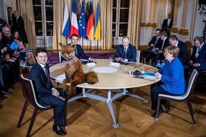 А как вам такой участник переговоров? А как вам такой участник переговоров?