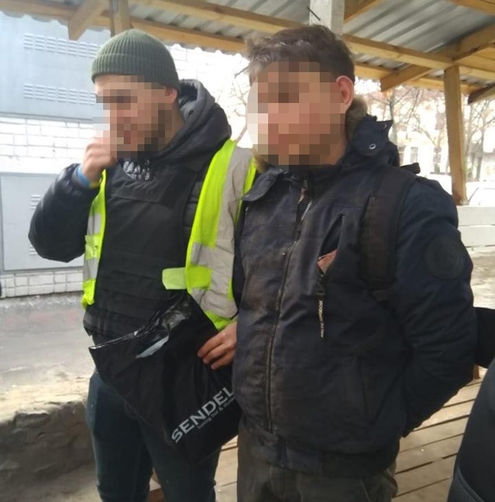 19-летний насильник также вымогал у жертвы деньги