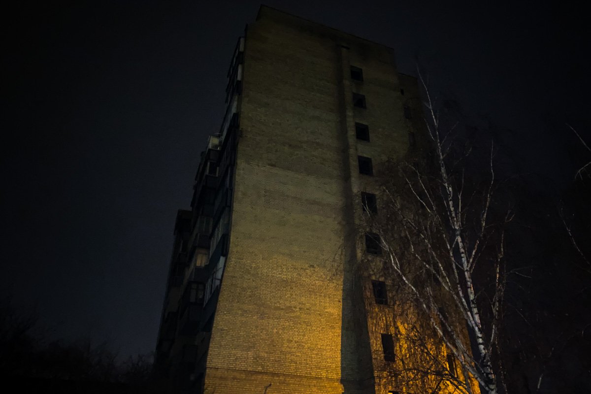 В ночь на 14 декабря в Киеве на проспекте Валерия Лобановского произошел жуткий инцидент 