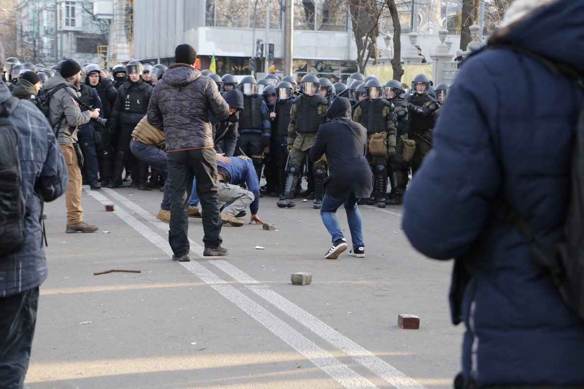 участники митинга противников закона о рынке земли произошел конфликт с правоохранителями участники митинга противников закона о рынке земли произошел конфликт с правоохранителями