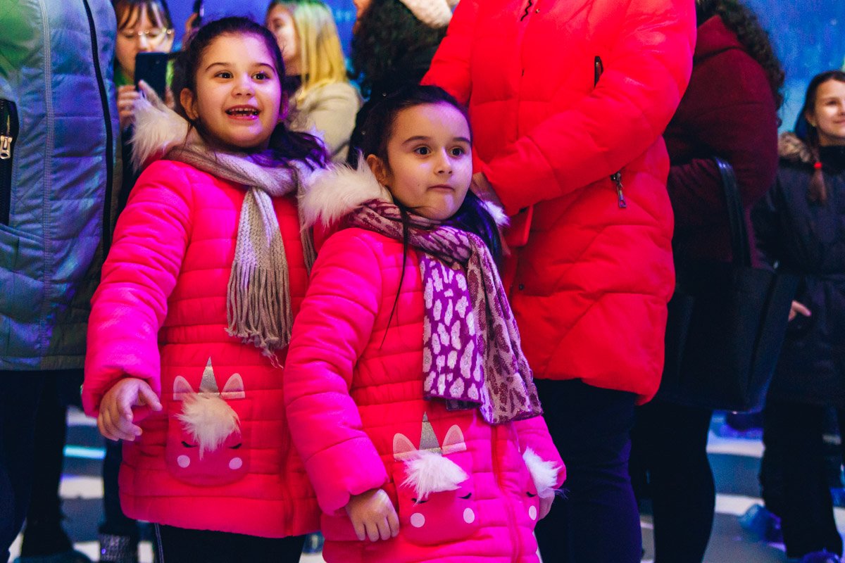 Больше всего праздничная локация радовала детей