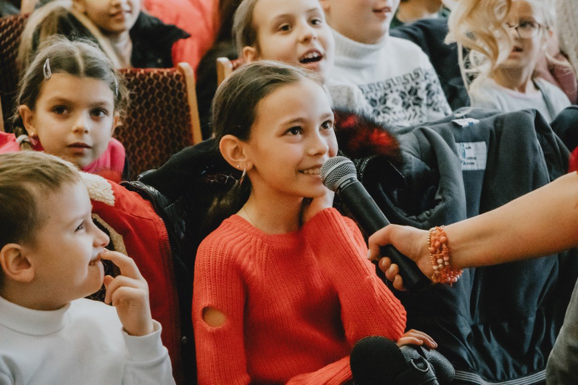 Дети также читали напамять новогодние стихи Дети также читали напамять новогодние стихи