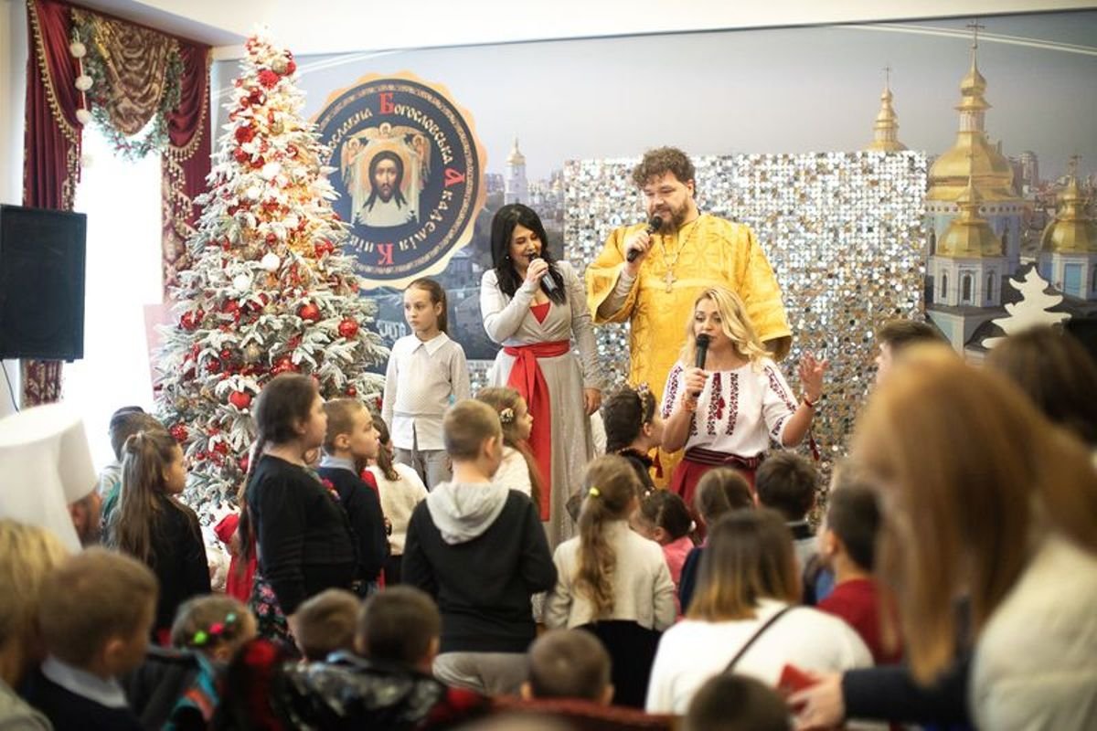 Для деток подготовили целую развлекательную программу Для деток подготовили целую развлекательную программу