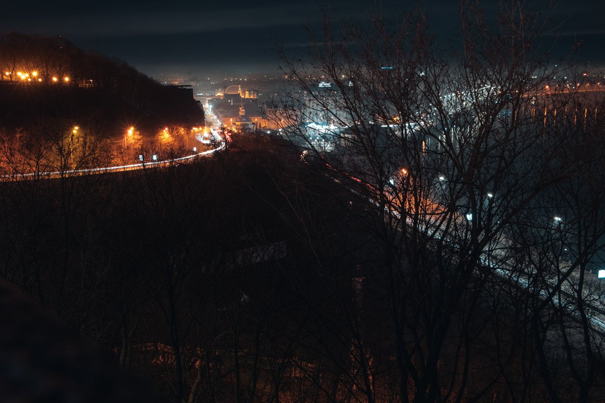 А потому хочется найти чуточку спокойствия. умиротворения