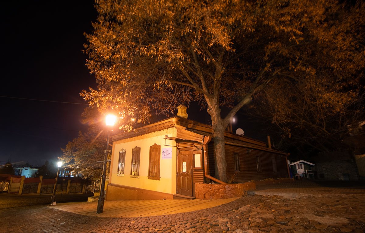 Вокруг тишина и спокойствие