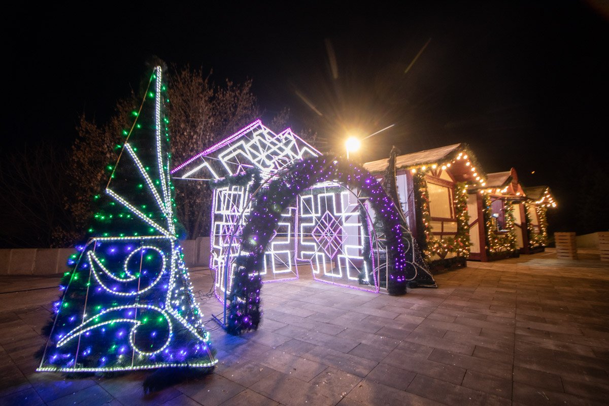 Именно ночью Киев влюбляет в себя с первого взгляда