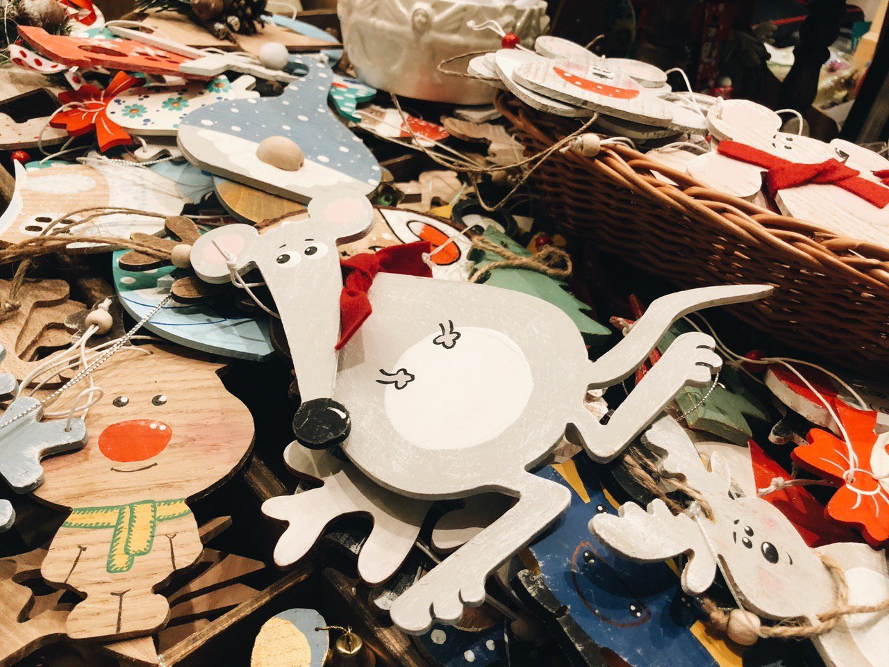 А это красивые деревянные игрушки ручной работы - от 40 гривен 