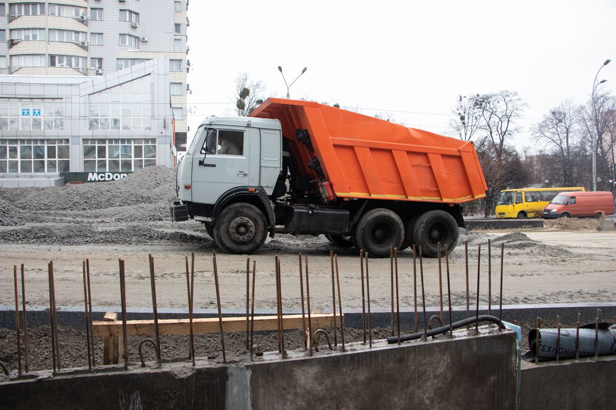 Подрядчик обещает гарантию на это дорожное покрытие сроком на 10 лет